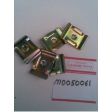 MD050061 MITSUBISHI GALANT YAKIT BORUSU KELEPÇE